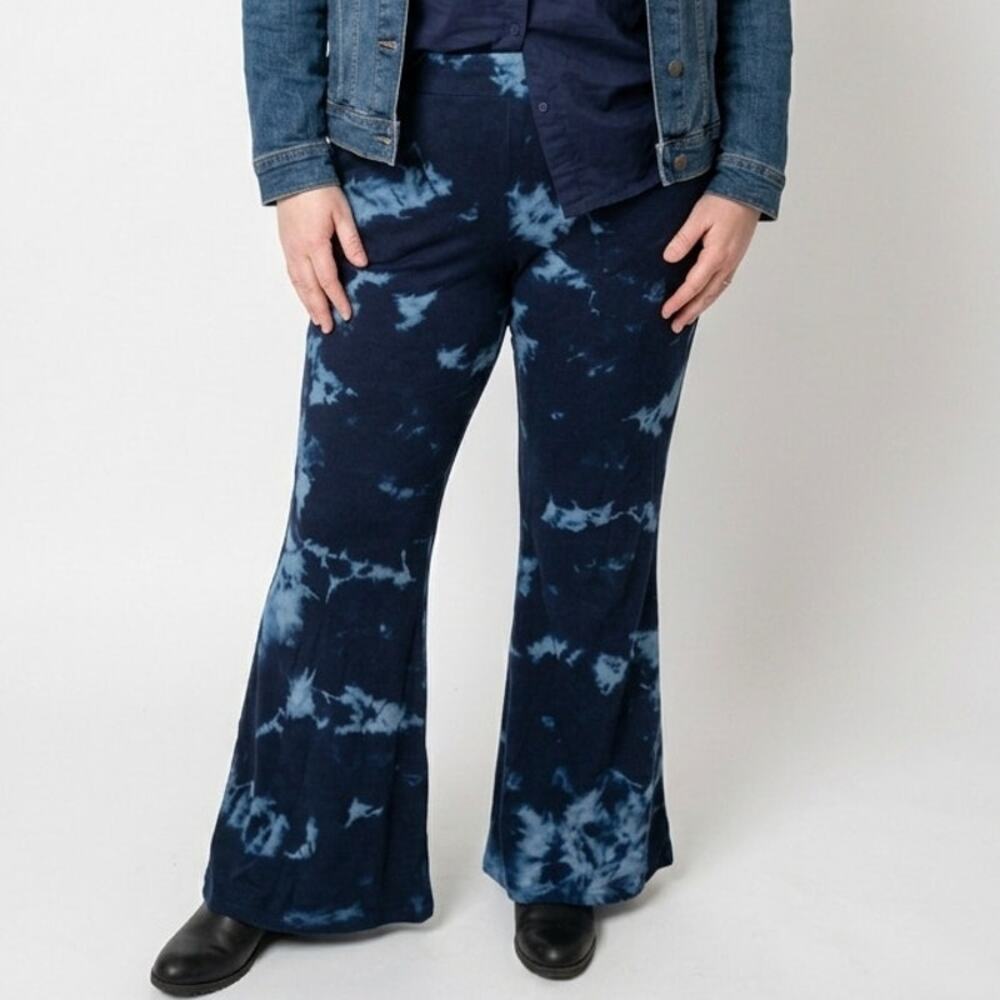 NWT! Ashley Stewart Women's Tie-Dye Flare Leg Stretch Plus On Pants Plus Size 16